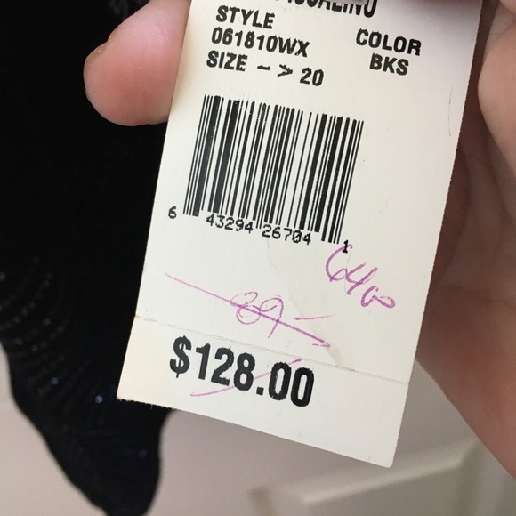 FINAL MARKDOWN Ladies piccalino plus top 20w NWT - Picture 3 of 5